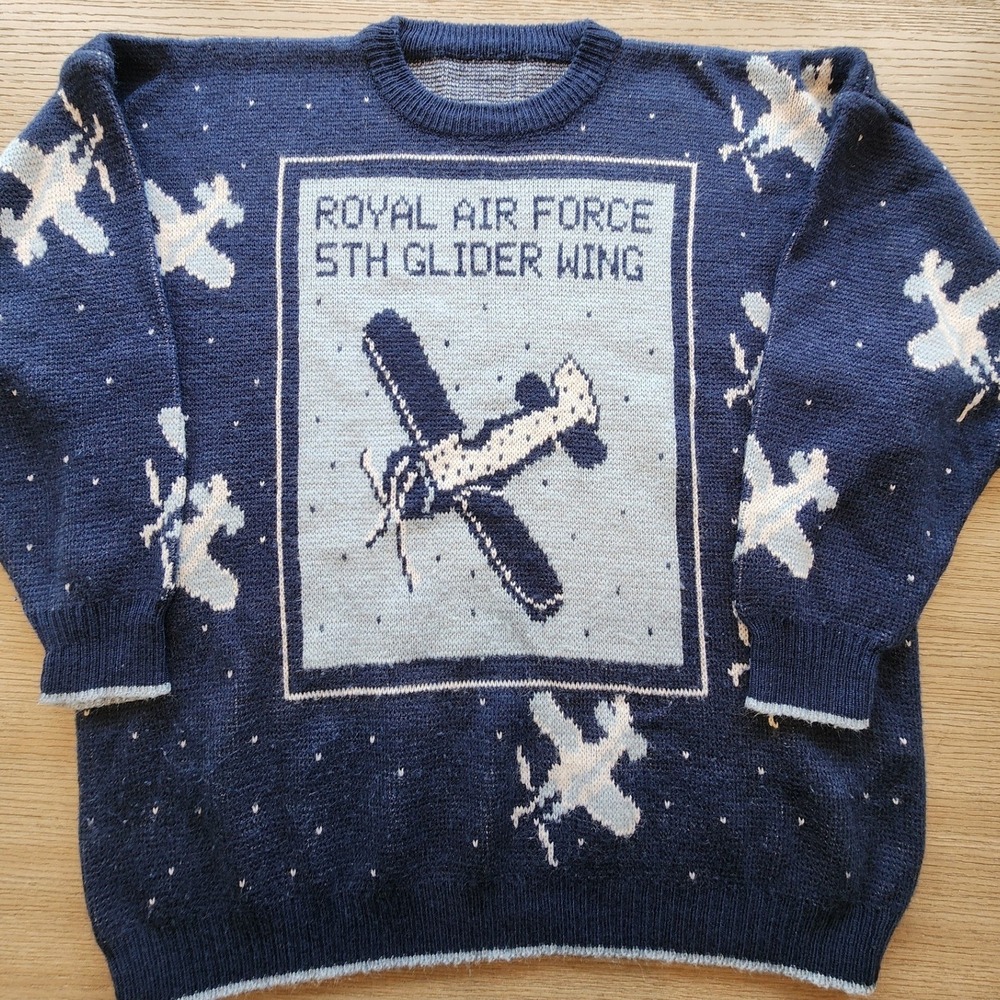 Vtg 80s Royal Air Force 5th Glider Wing Knit Sweater M retro cottagecore Y2K